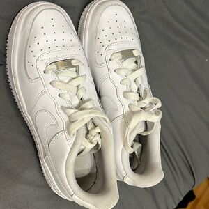 White Air Force 1 size 4.5Y